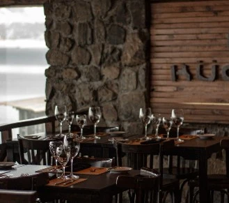 Kuar Resto & Bar
